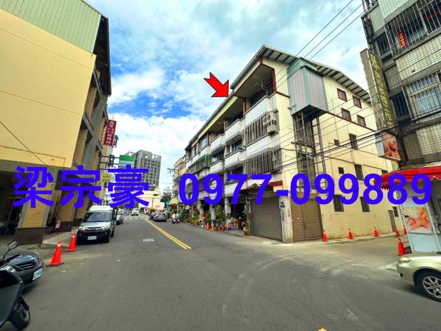 台中大里法拍透天-1