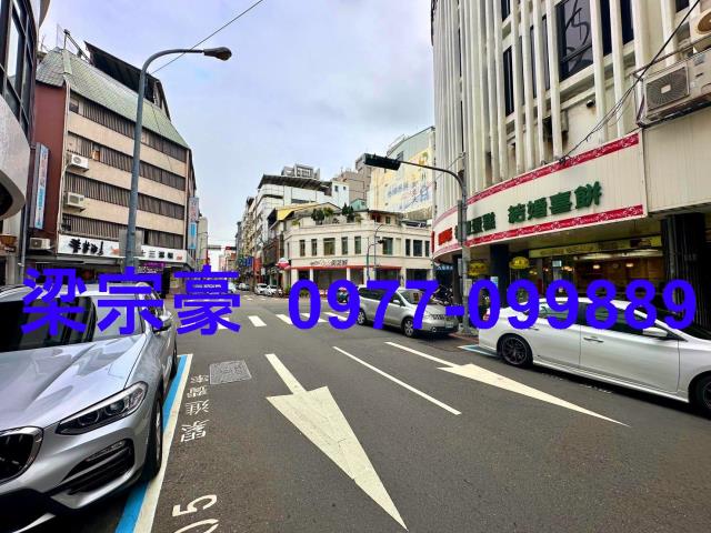 中區拍賣華廈-6